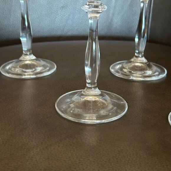 NWOT Set of 4 Vintage Romance Etched Wine Glasses Goblets With Platinum Rim - Picture 10 of 12
